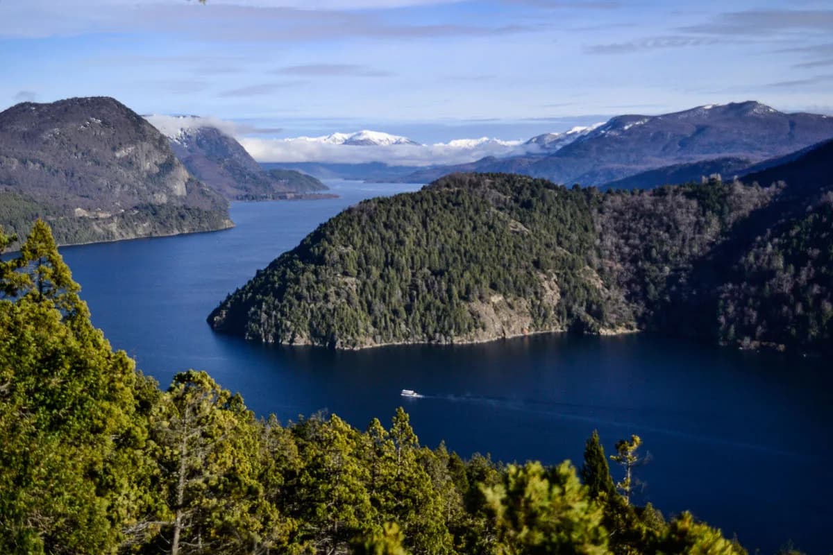 San Martín de los Andes y el lago Lácar